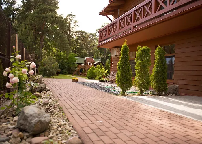 Sveciu Namai Uzkanave *